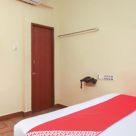 Oyo 23098 Ushama Heritage Guest House Pondicherry Esterno foto