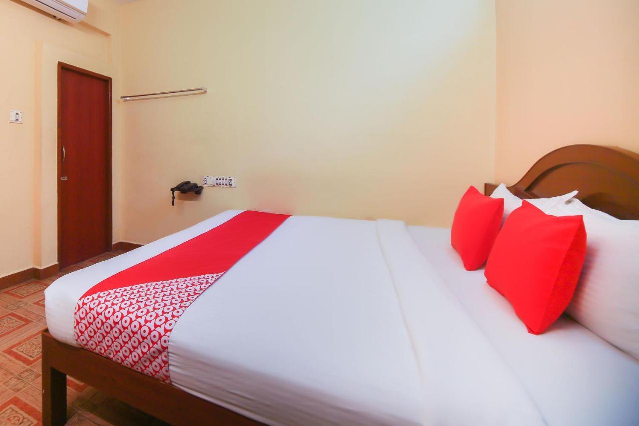 Oyo 23098 Ushama Heritage Guest House Pondicherry Esterno foto