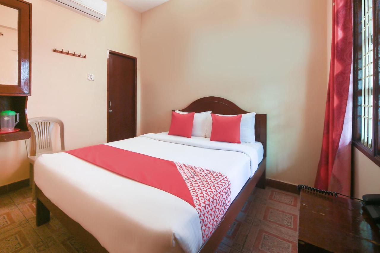 Oyo 23098 Ushama Heritage Guest House Pondicherry Esterno foto