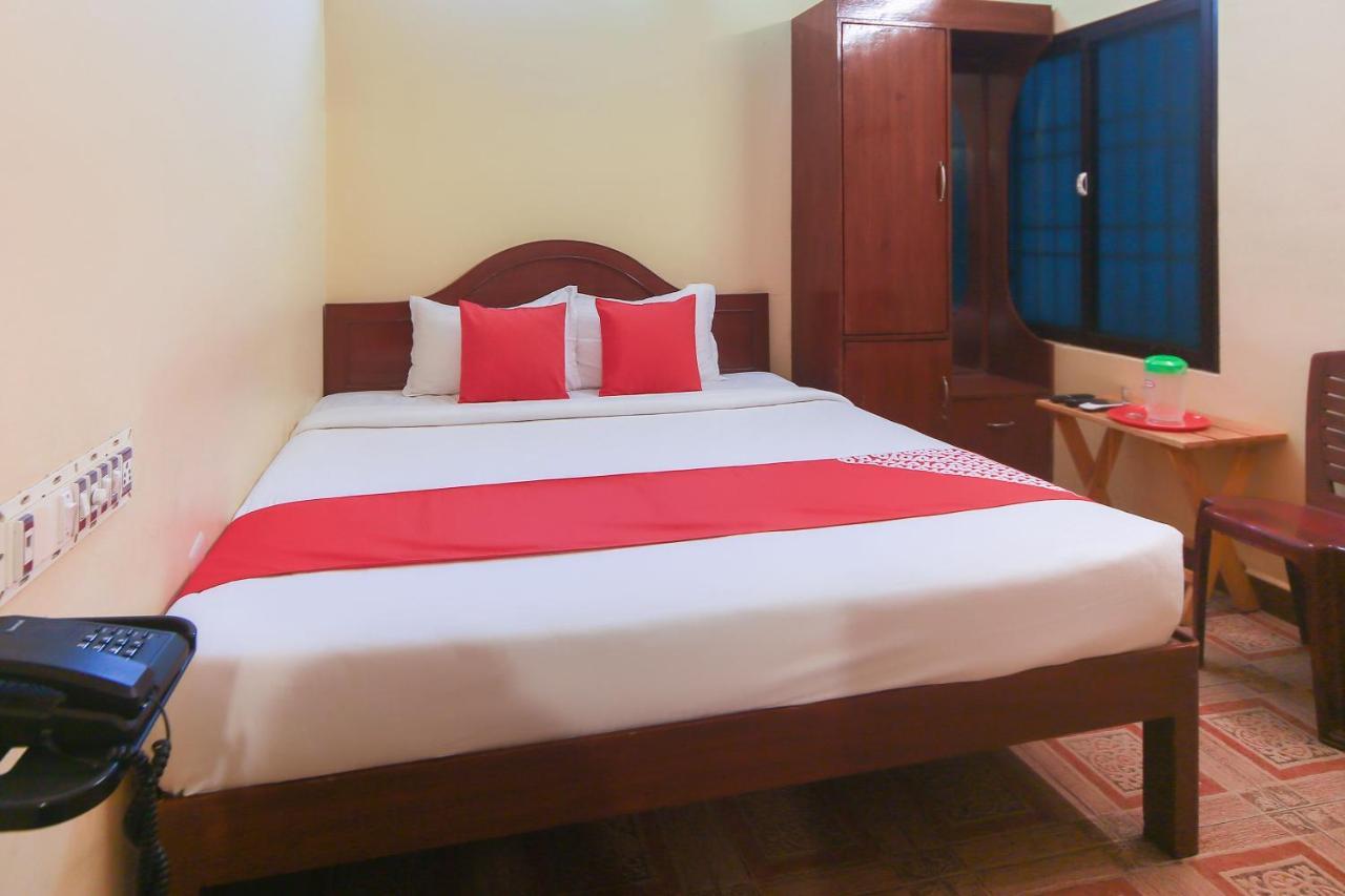 Oyo 23098 Ushama Heritage Guest House Pondicherry Esterno foto
